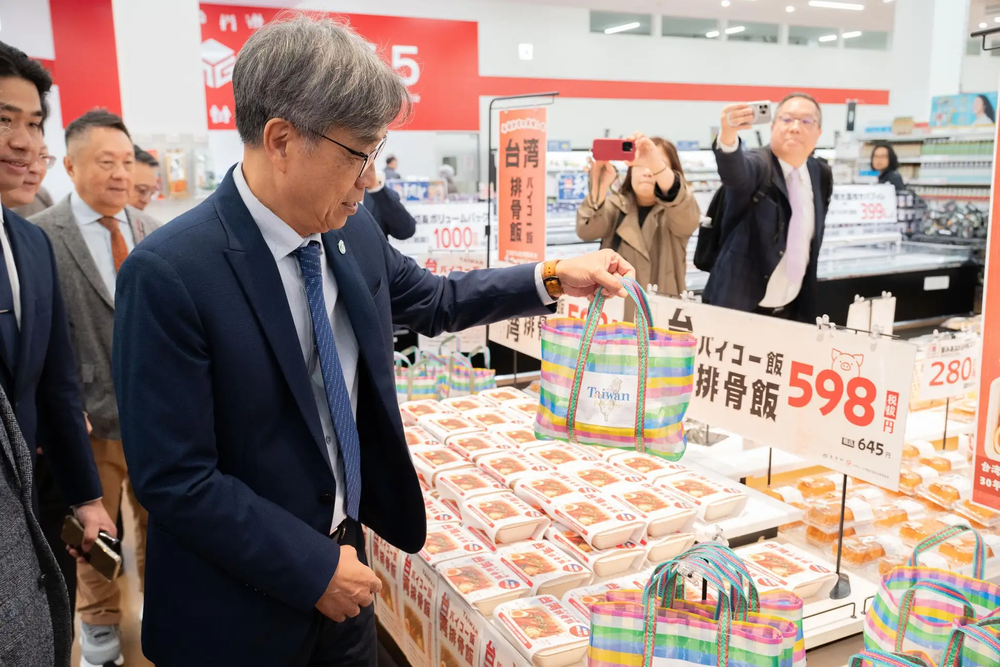 台灣排骨飯 記者會儀式